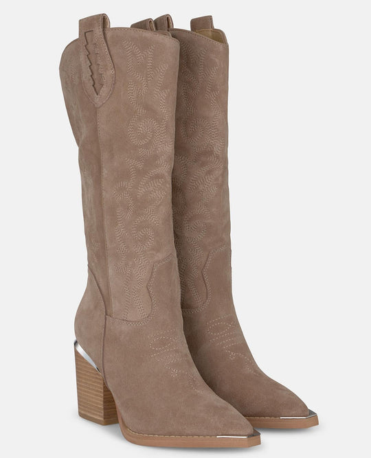 BOTA TACÓN BORDADA