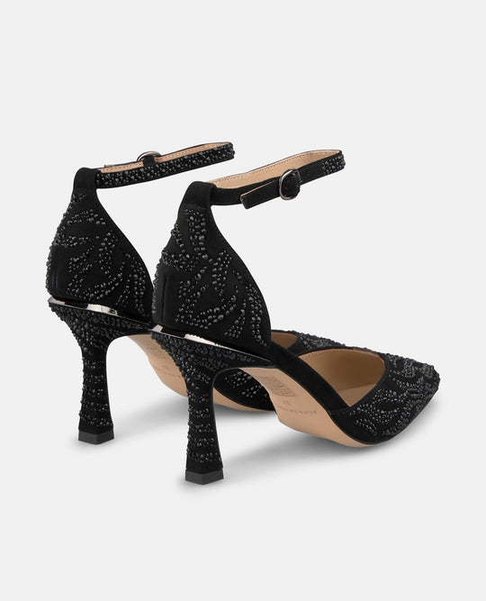 ZAPATO CON DETALLES TACÓN