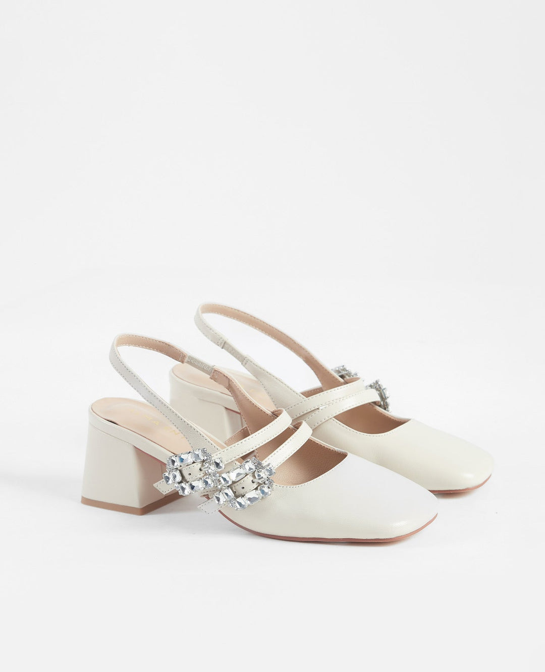 ZAPATO TACÓN HEBILLAS