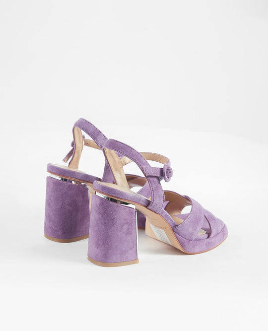 SANDALIA TIRAS CRUZADAS HEBILLA