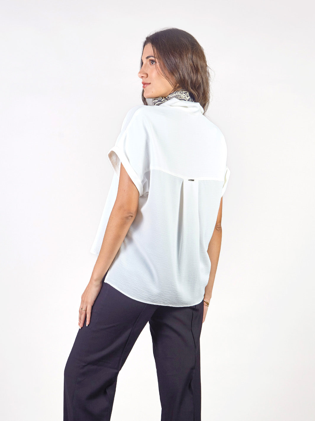 SOLANGE - SHORT-SLEEVE KIMONO-STYLE BLOUSE