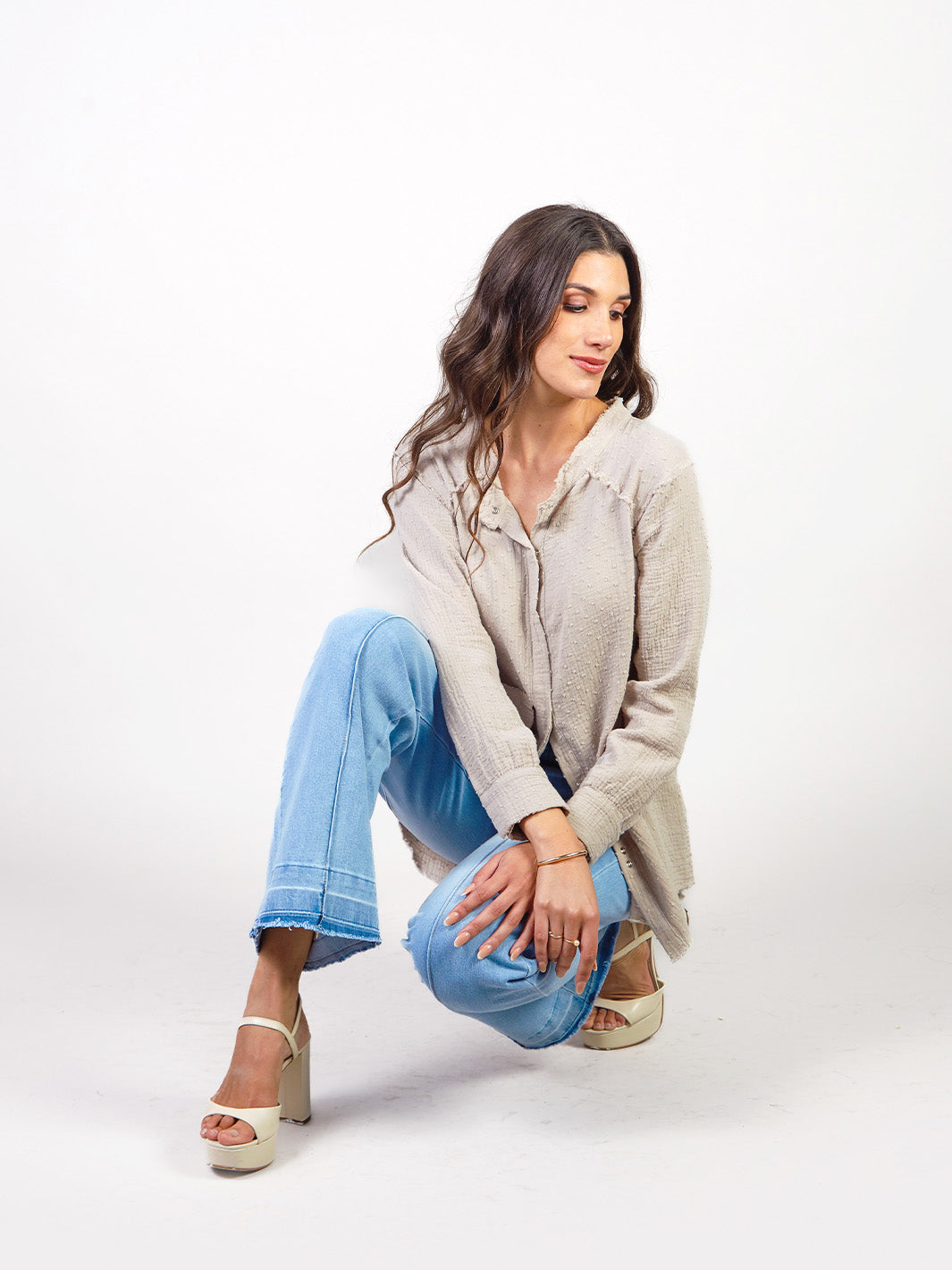 SOLEIL – LONG-SLEEVE BLOUSE WITH MANDARIN COLLAR