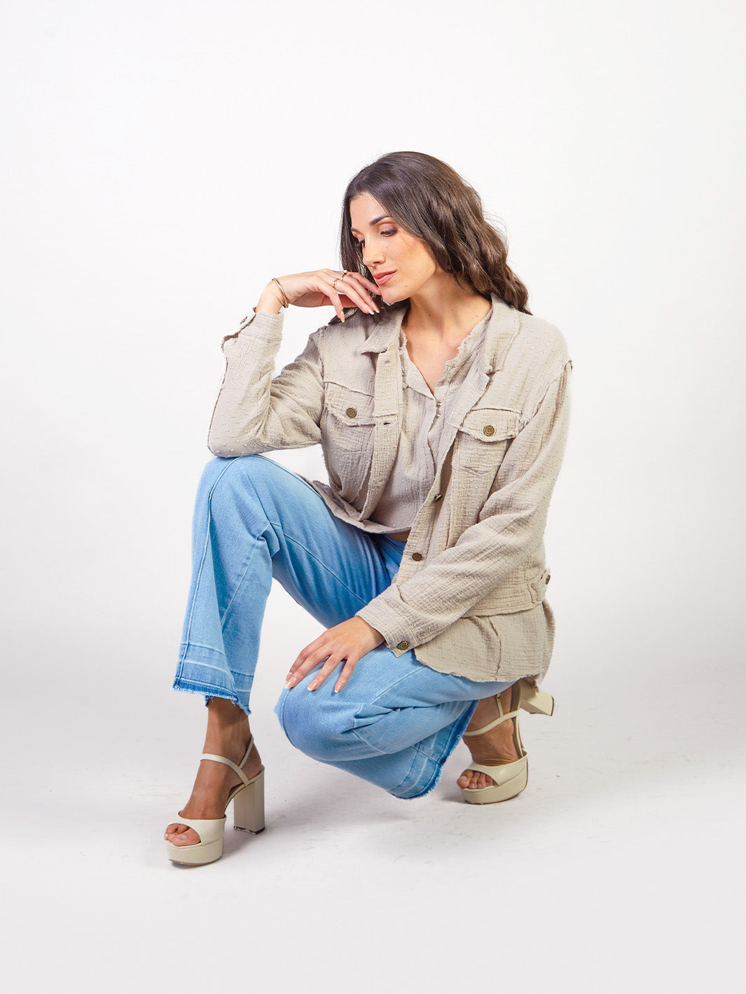 FRANCESCA - CASACA CLÁSICA CUELLO CAMISERO
