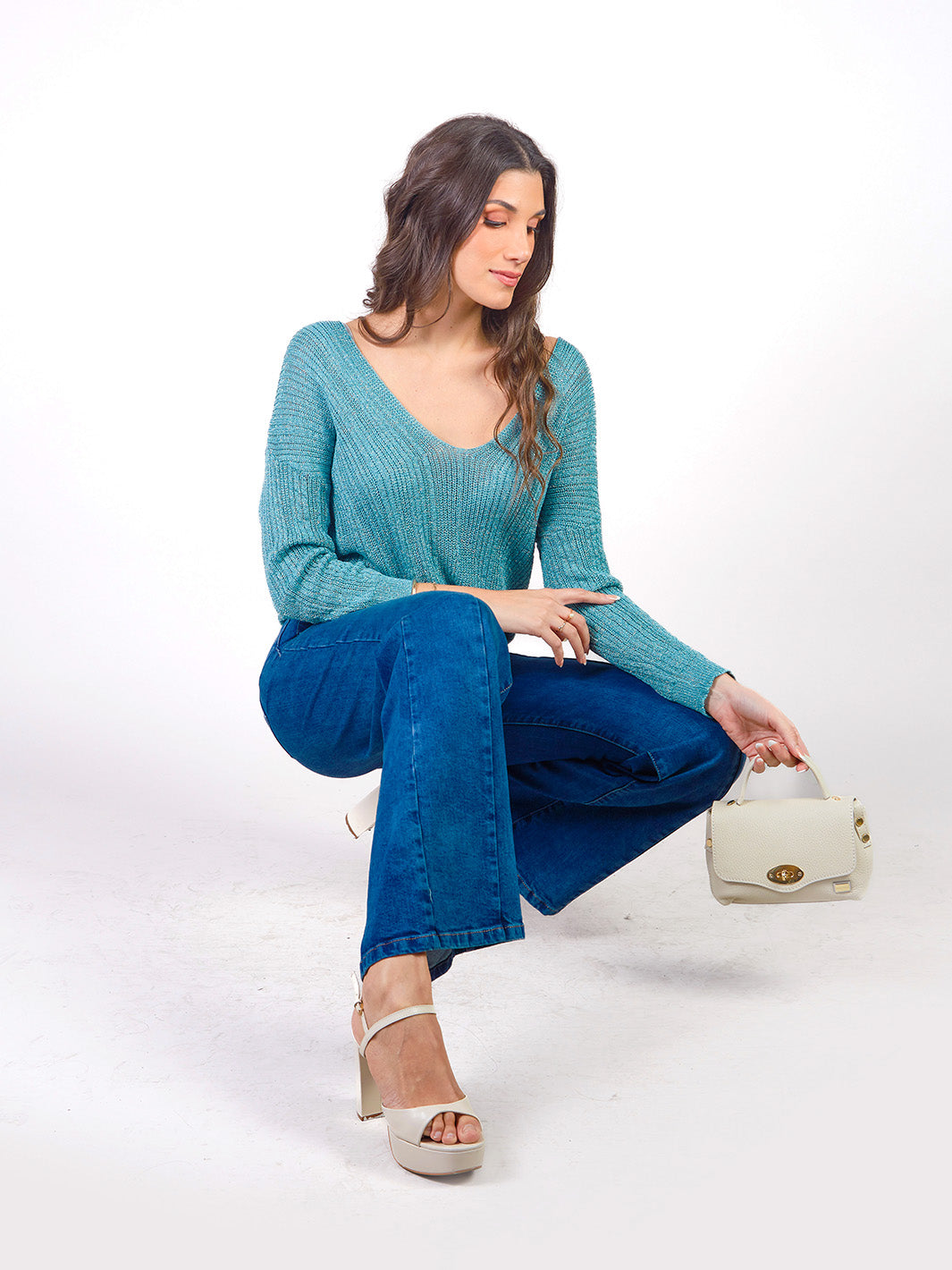 LEAH – LONG-SLEEVE TWO-WAY SWEATER