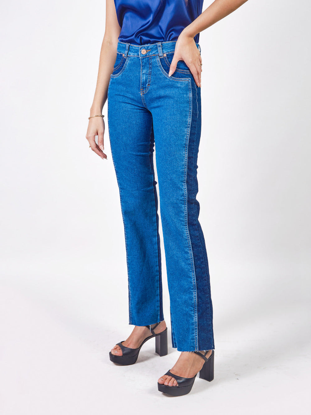 ADELA - PANTALÓN DENIM CORTE RECTO
