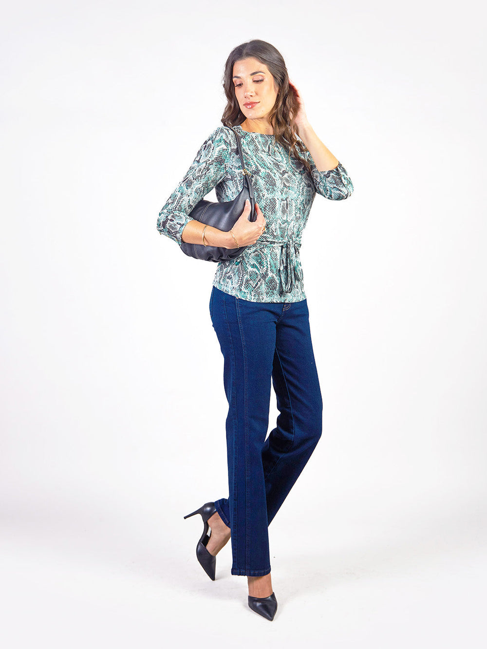VANNIA - 3/4 SLEEVE TOP WITH KEYHOLE NECKLINE