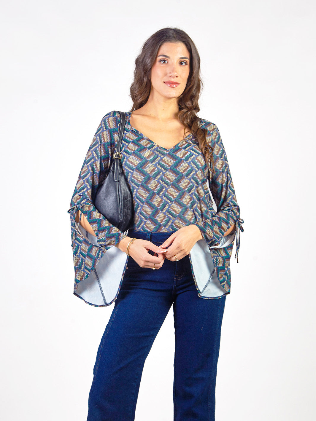 FRAN – LONG-SLEEVE FLARED TOP