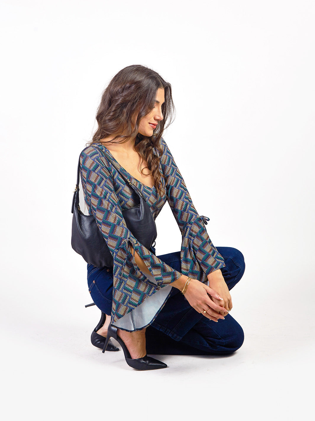 FRAN – LONG-SLEEVE FLARED TOP
