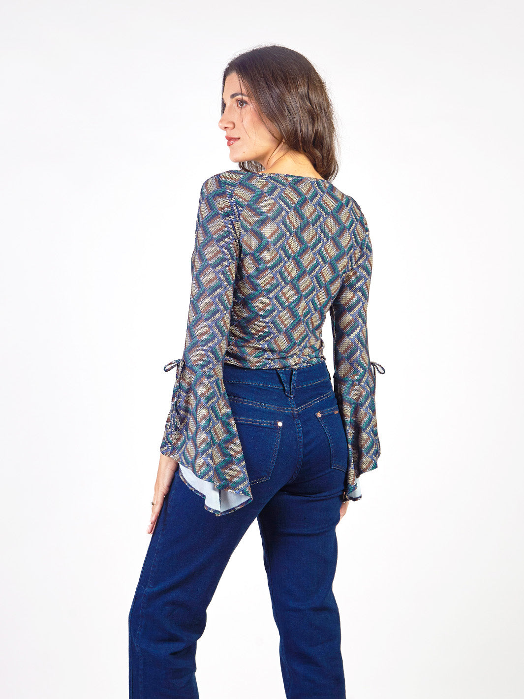 FRAN – LONG-SLEEVE FLARED TOP