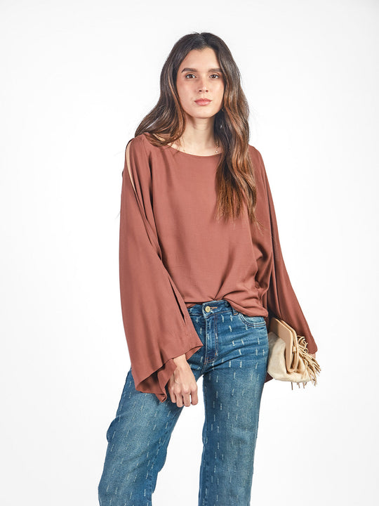 Blusa manga rangla con aberturas