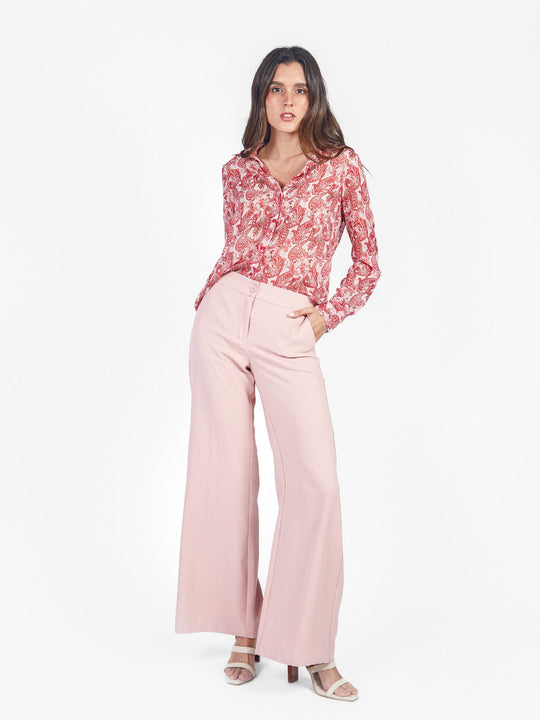 Blusa manga larga con cuello camisero estampado paisley