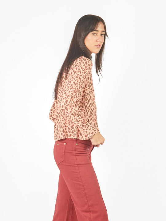 Blusa manga larga con cuello camisero