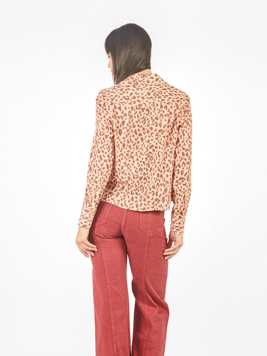 Blusa manga larga con cuello camisero