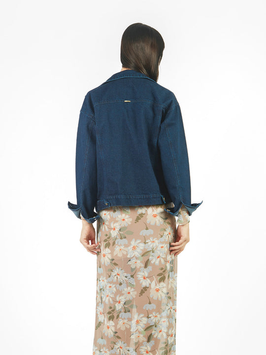 Casaca de denim con cuello camisero