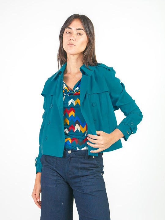Casaca estilo trench coat