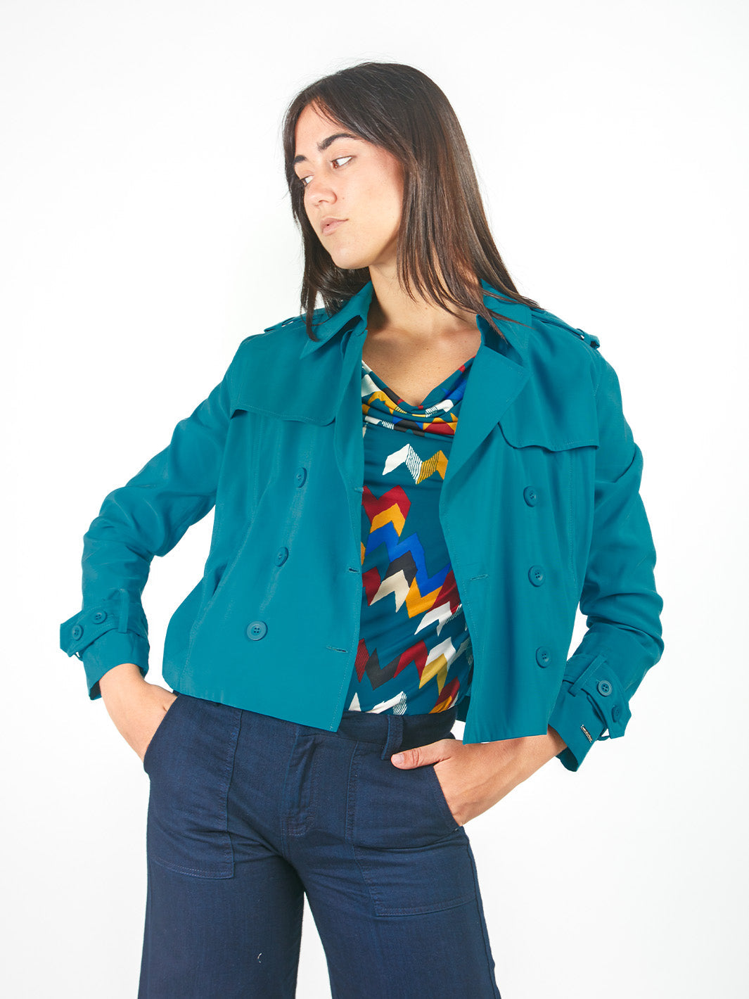 Casaca estilo trench coat