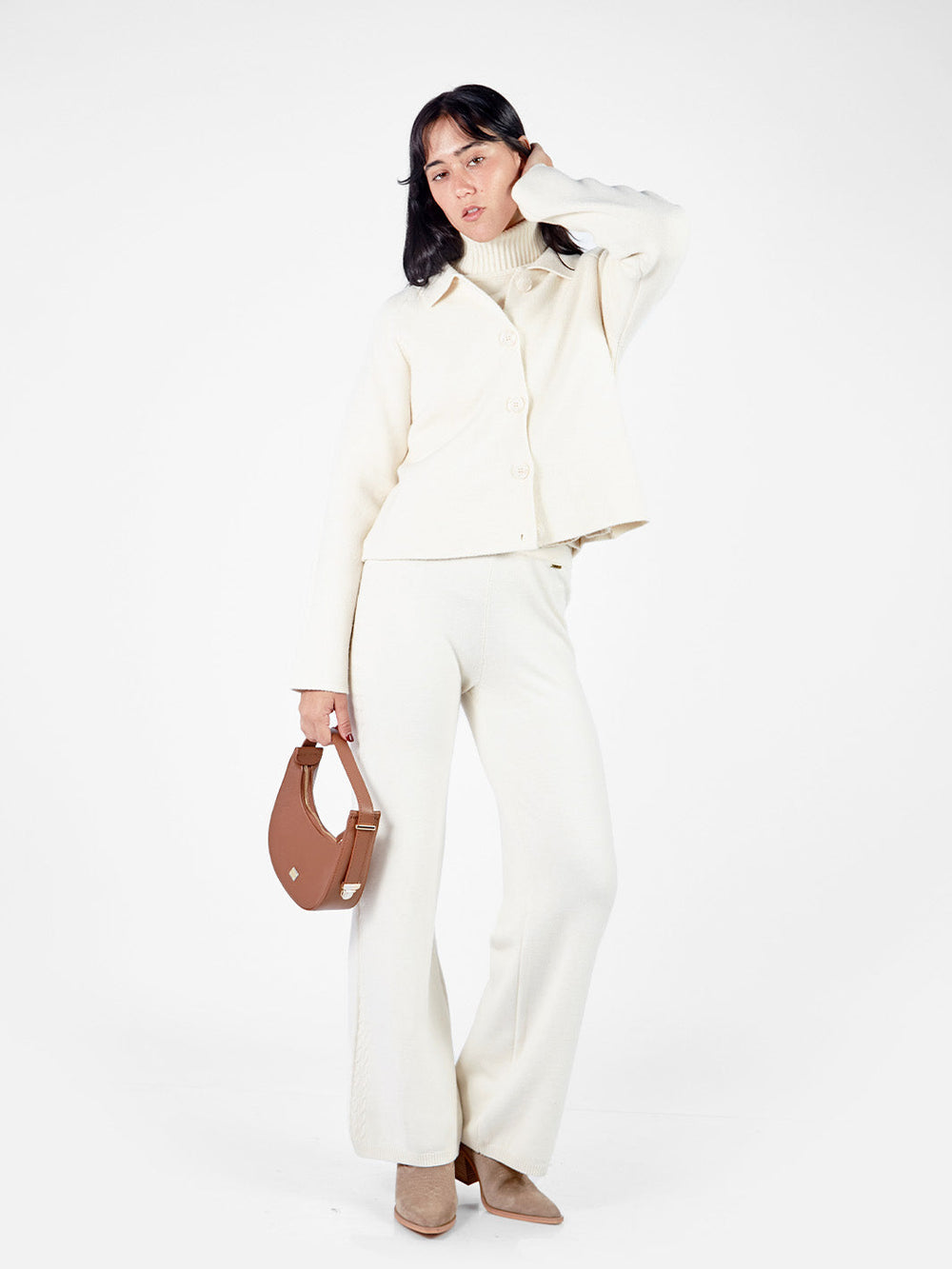Chompa tacto cashmere Hueso