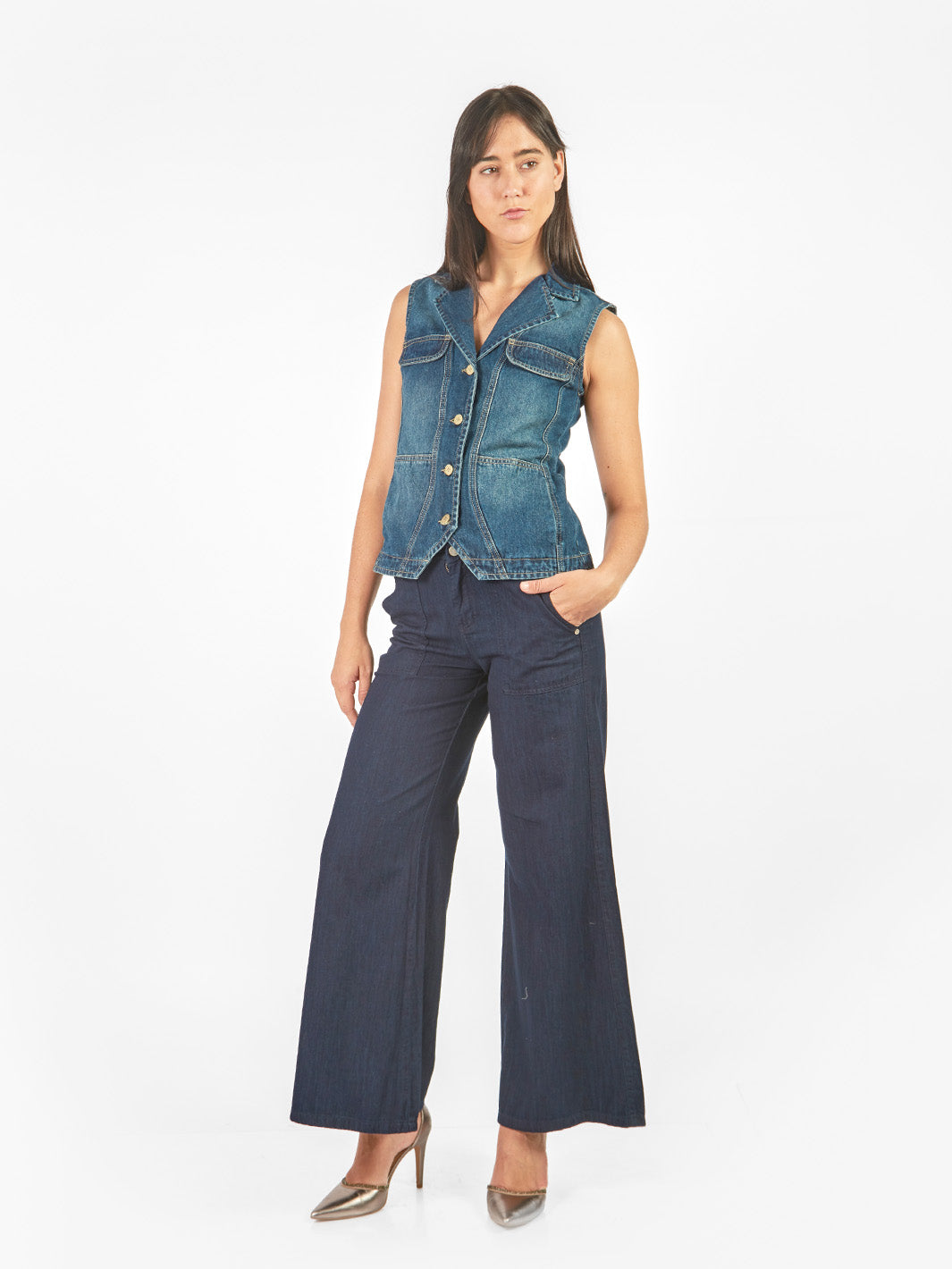 Chaleco denim pespuntado