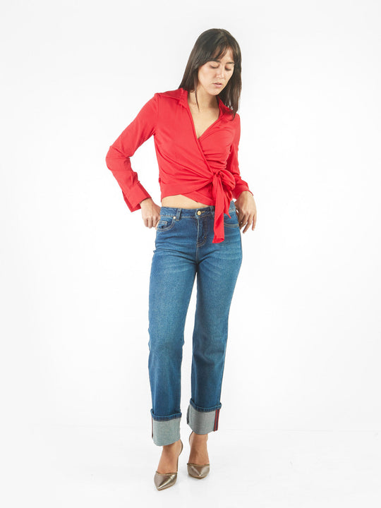 Pantalón de denim recto basta doblada