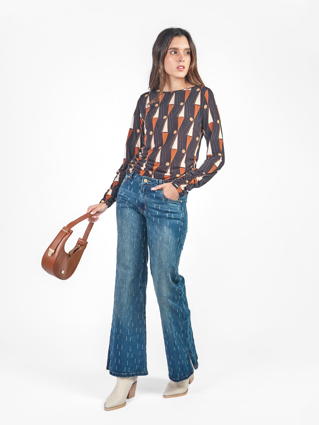Pantalón denim rasgado