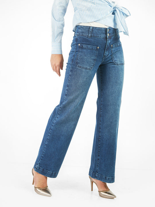 Pantalón de denim recto con bolsillos parche