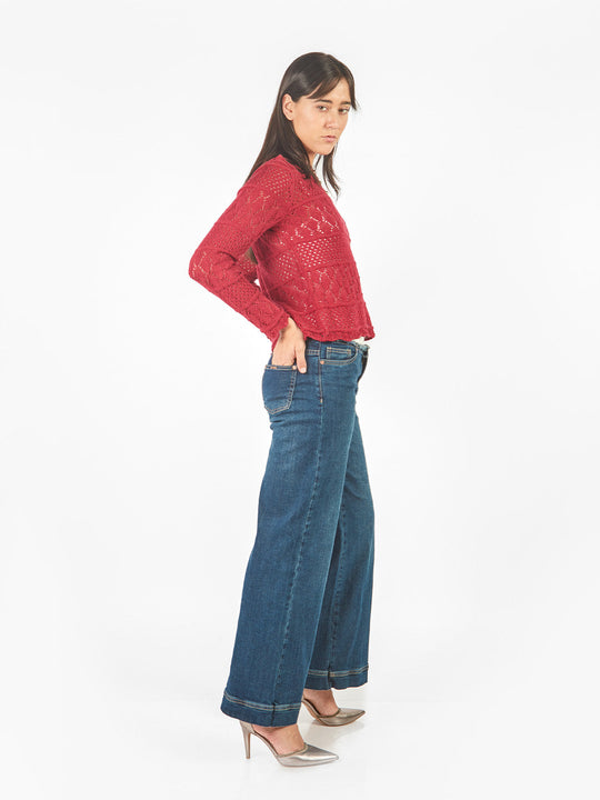Pantalón denim recto con cintura desflecada