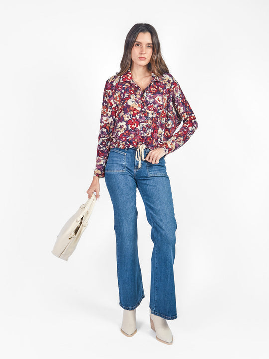 Pantalón semi acampanado bolsillos