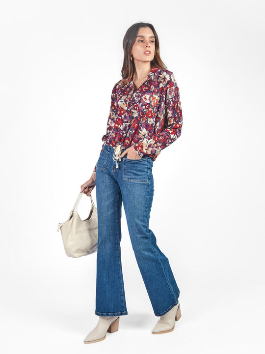 Pantalón semi acampanado bolsillos
