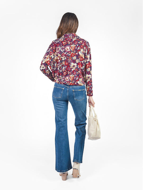 Pantalón semi acampanado bolsillos
