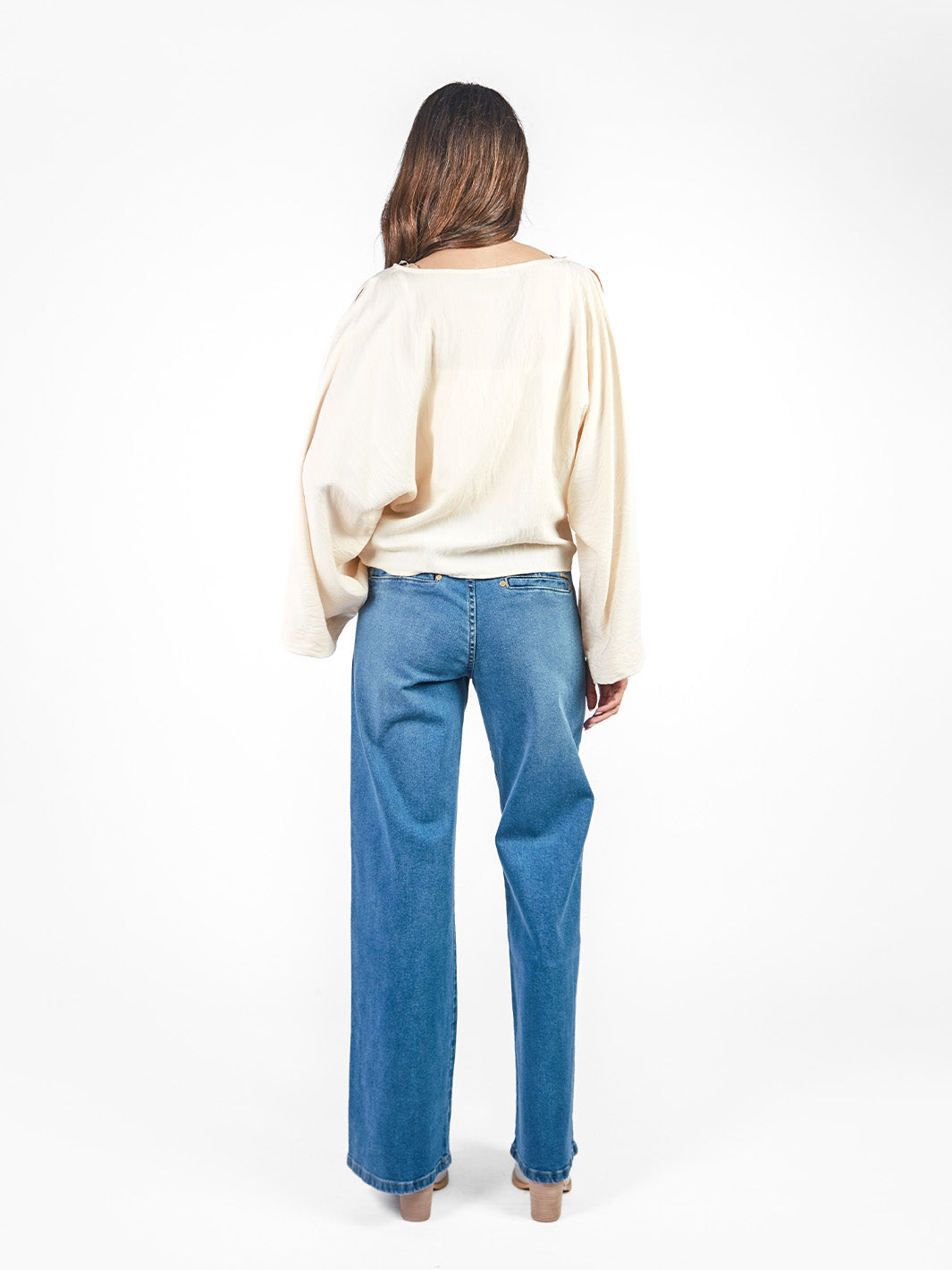 Pantalón denim recto pinzas