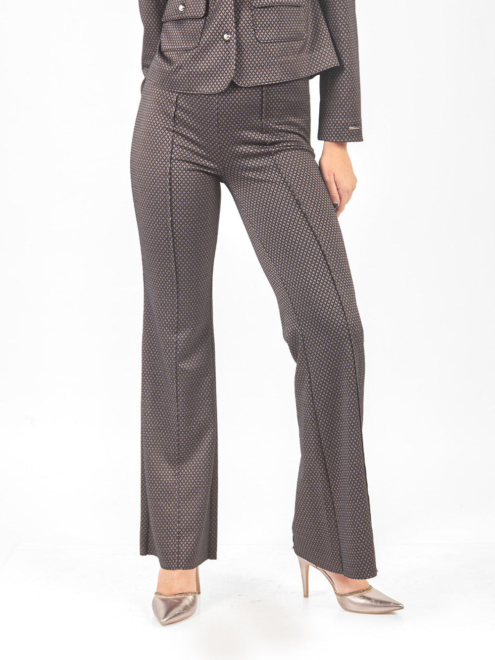 Pantalón sastre flare pespuntado