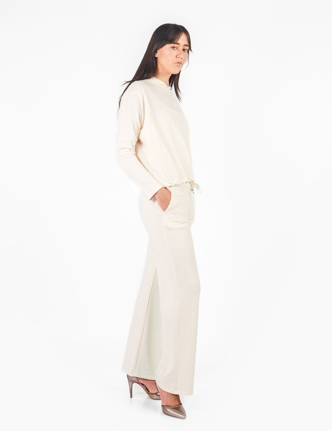 Pantalón buzo recto Crema