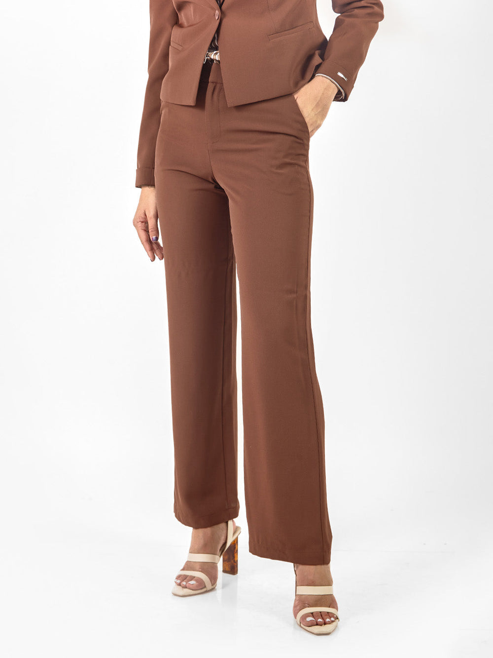 Pantalón sastre recto con bolsillos Marrón