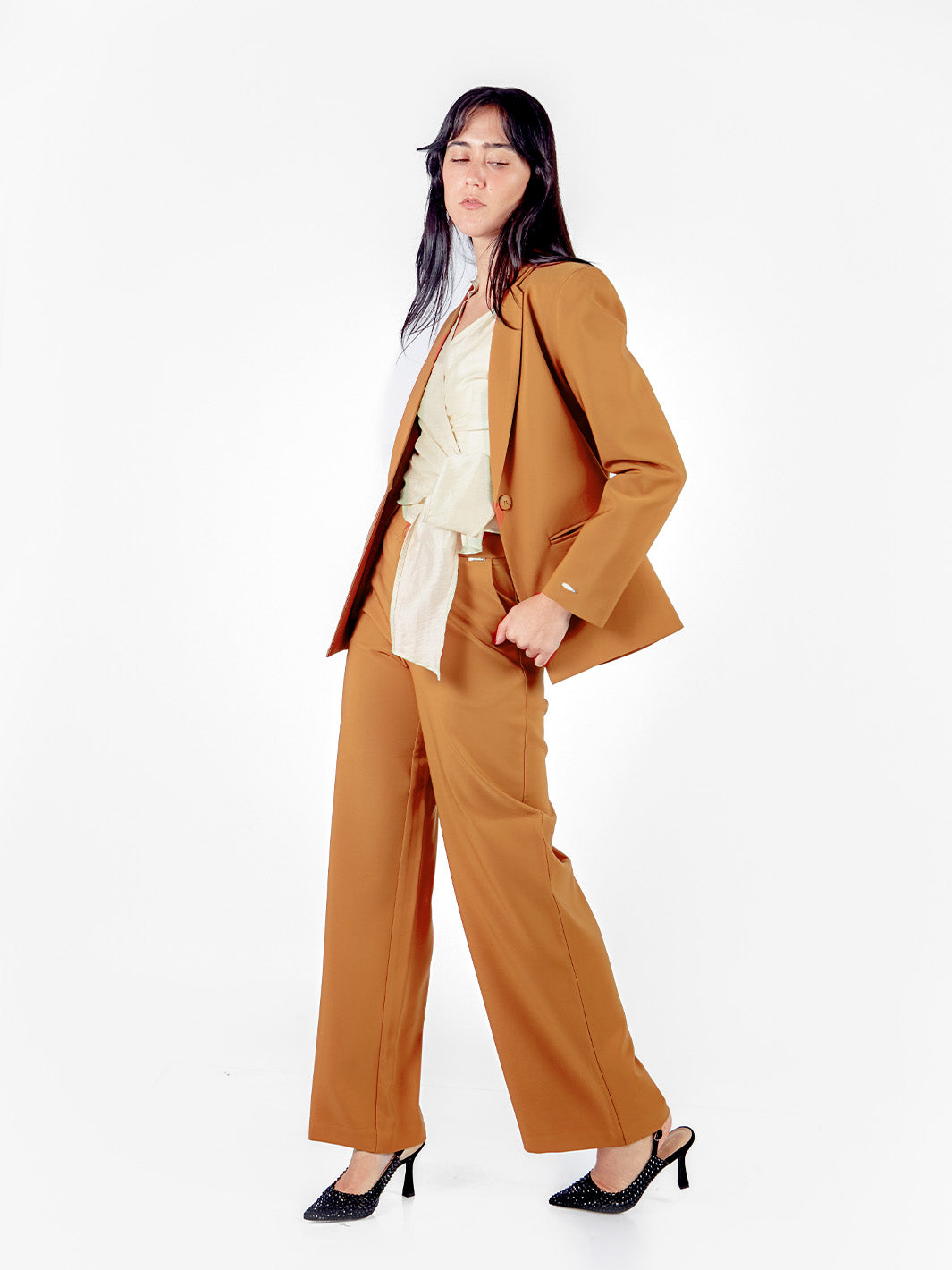 Pantalón sastre recto con bolsillos