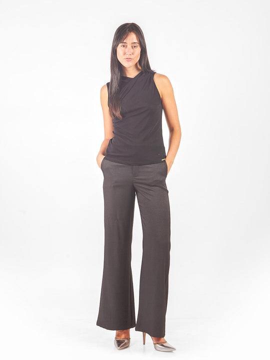 Polo manga cero con pliegues