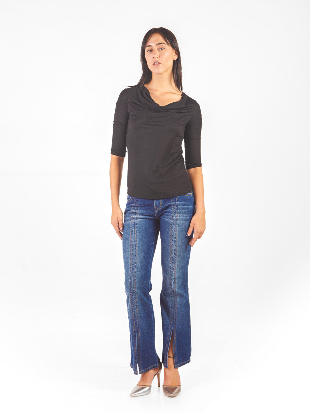 Polo manga 3/4 y escote caída de agua