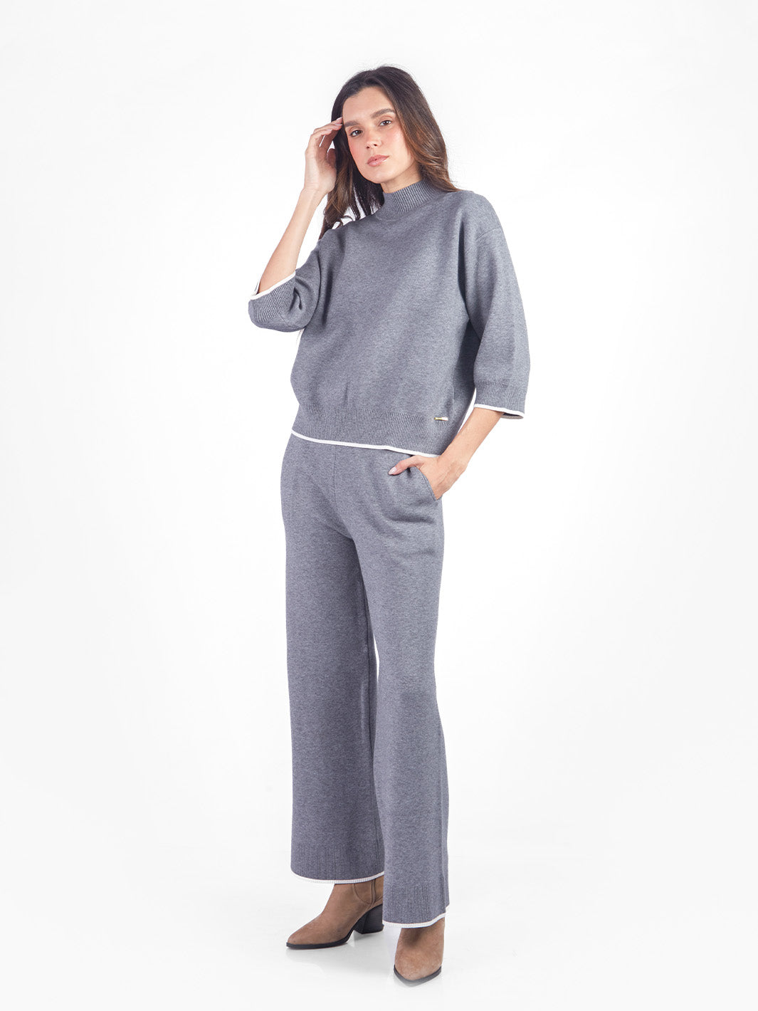 Set chompa y pantalón tacto cashmere