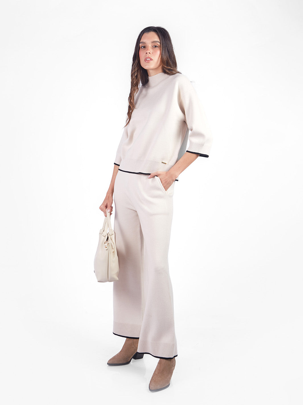 Set chompa y pantalón tacto cashmere