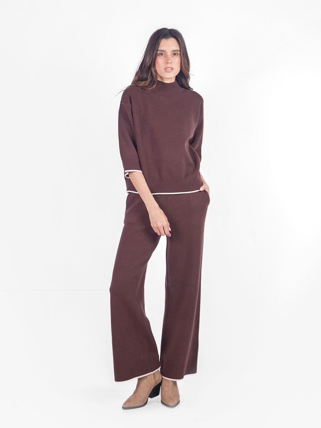 Set chompa y pantalón tacto cashmere