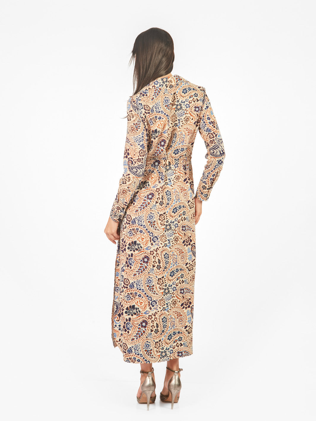 Vestido maxi camisero estampado geométrico lazo cinturón