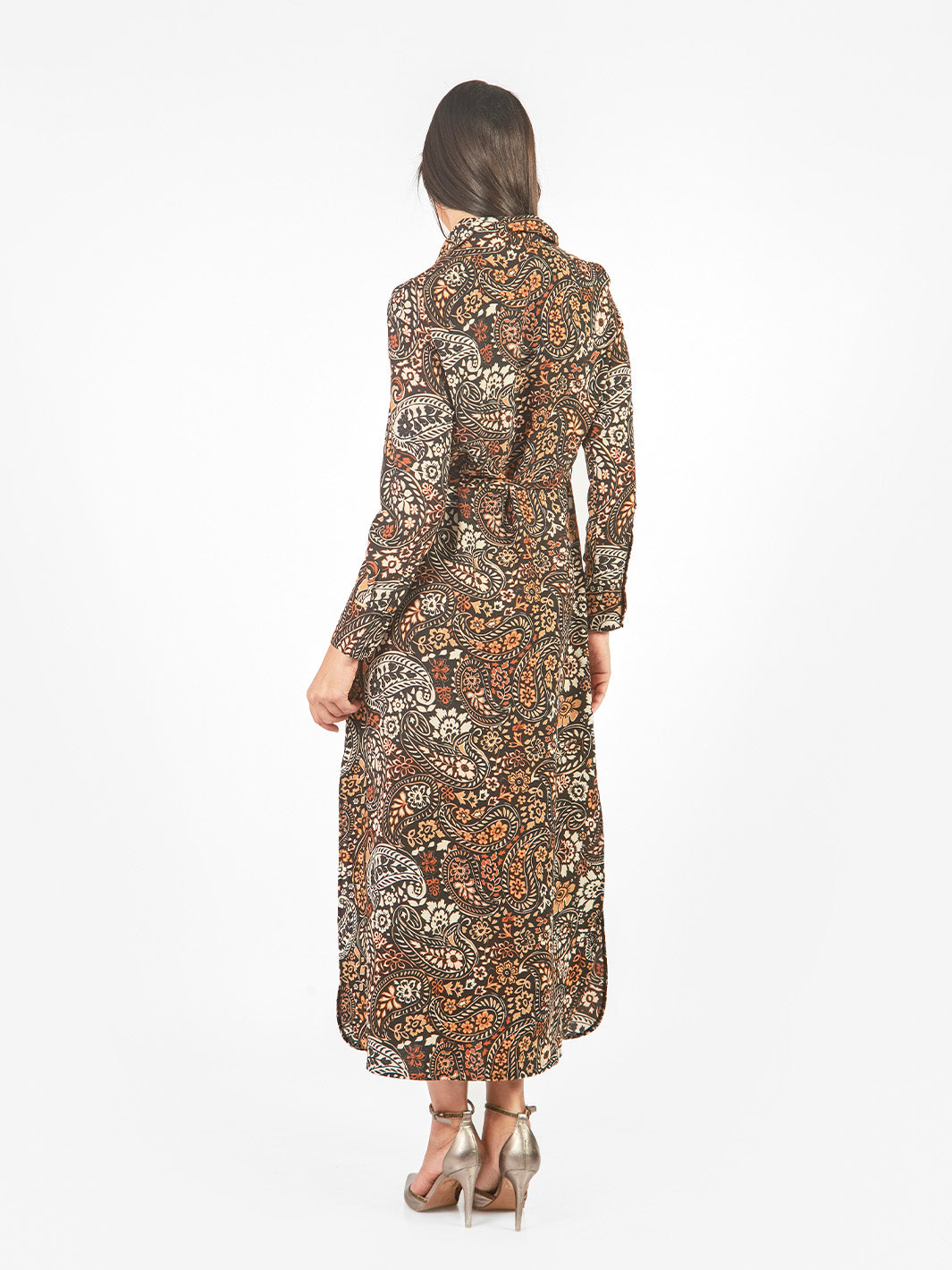 Vestido maxi camisero estampado geométrico lazo cinturón