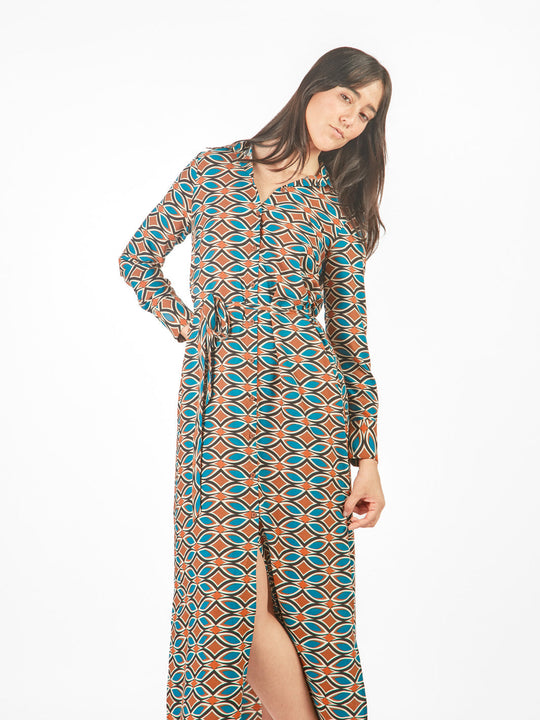 Vestido maxi camisero estampado geométrico lazo cinturón