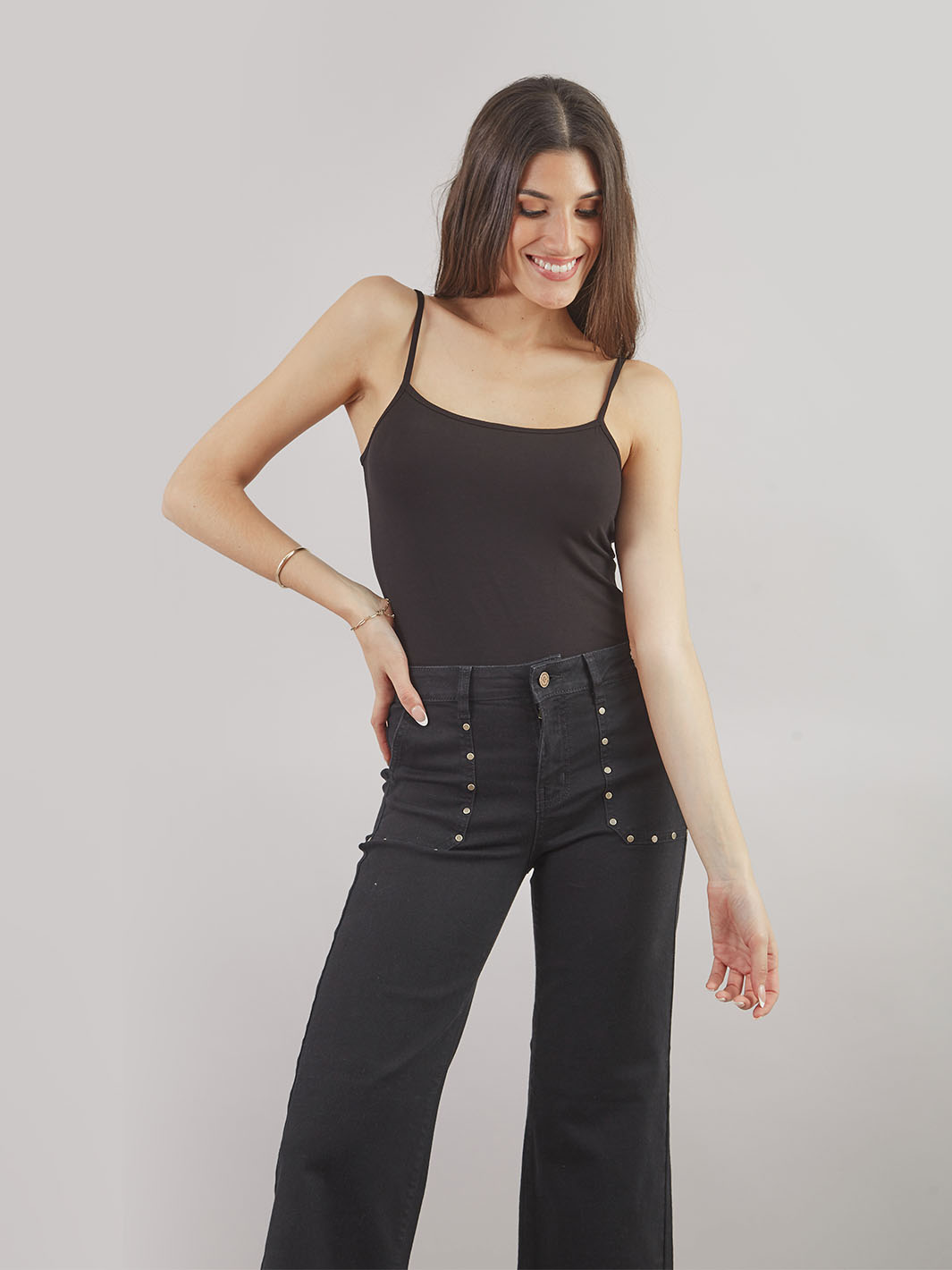 TOP CON TIRANTES TP00105VNC