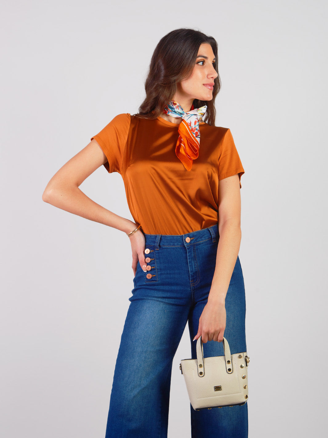 FIONA - SILKY SHORT SLEEVE BLOUSE