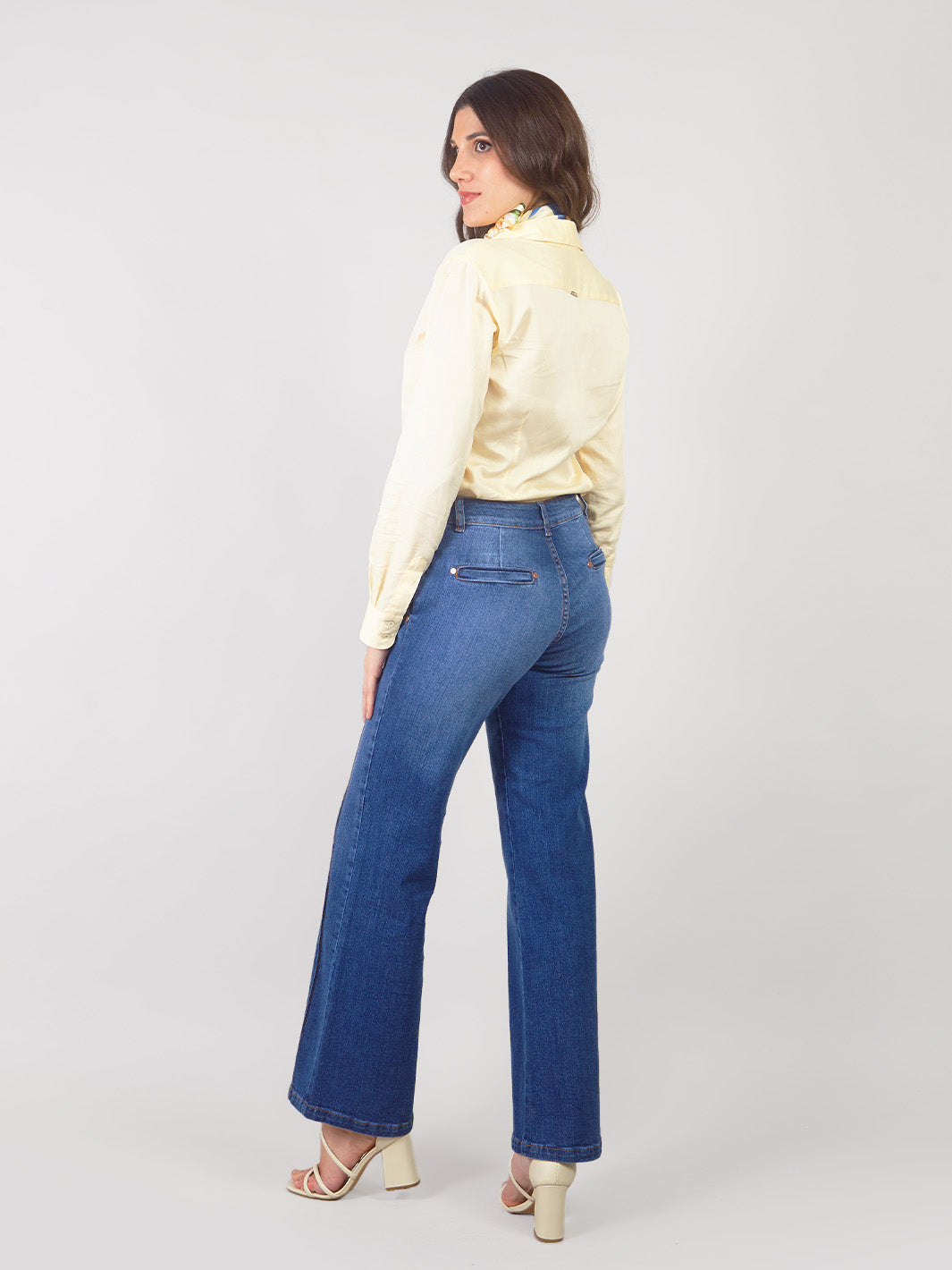 SELI - PANTALÓN DENIM CORTE RECTO