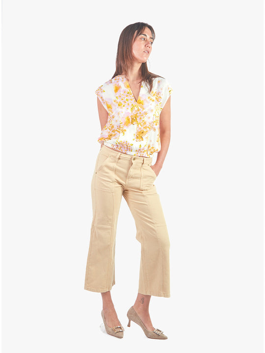 YVONNE - BLUSA ESTILO KIMONO CON ESCOTE EN V