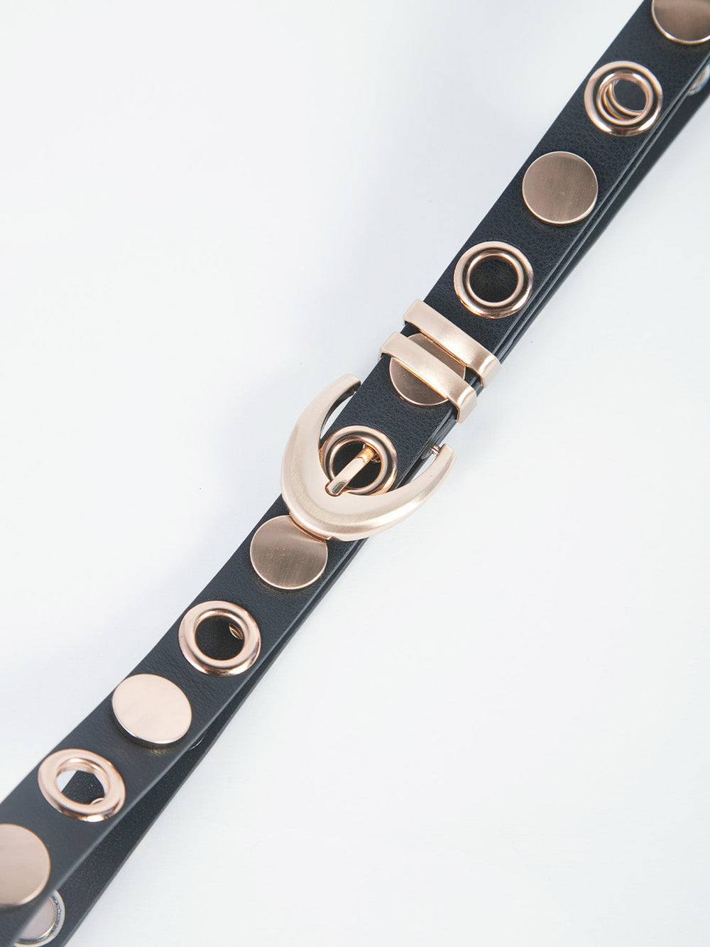 ANNA - CORREA CON HEBILLA OVALADA