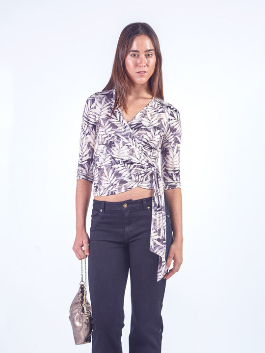 AMELIA - POLO MANGA 3/4 CON ESCOTE EN V