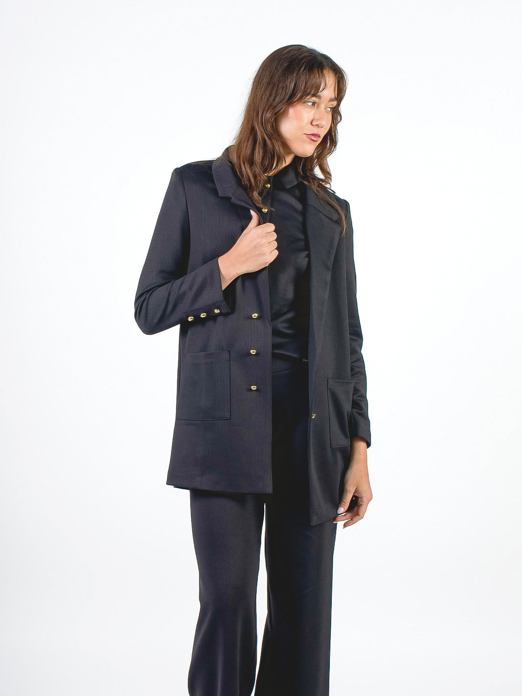 BRISA - SACO CON DETALLES DE BOTONES