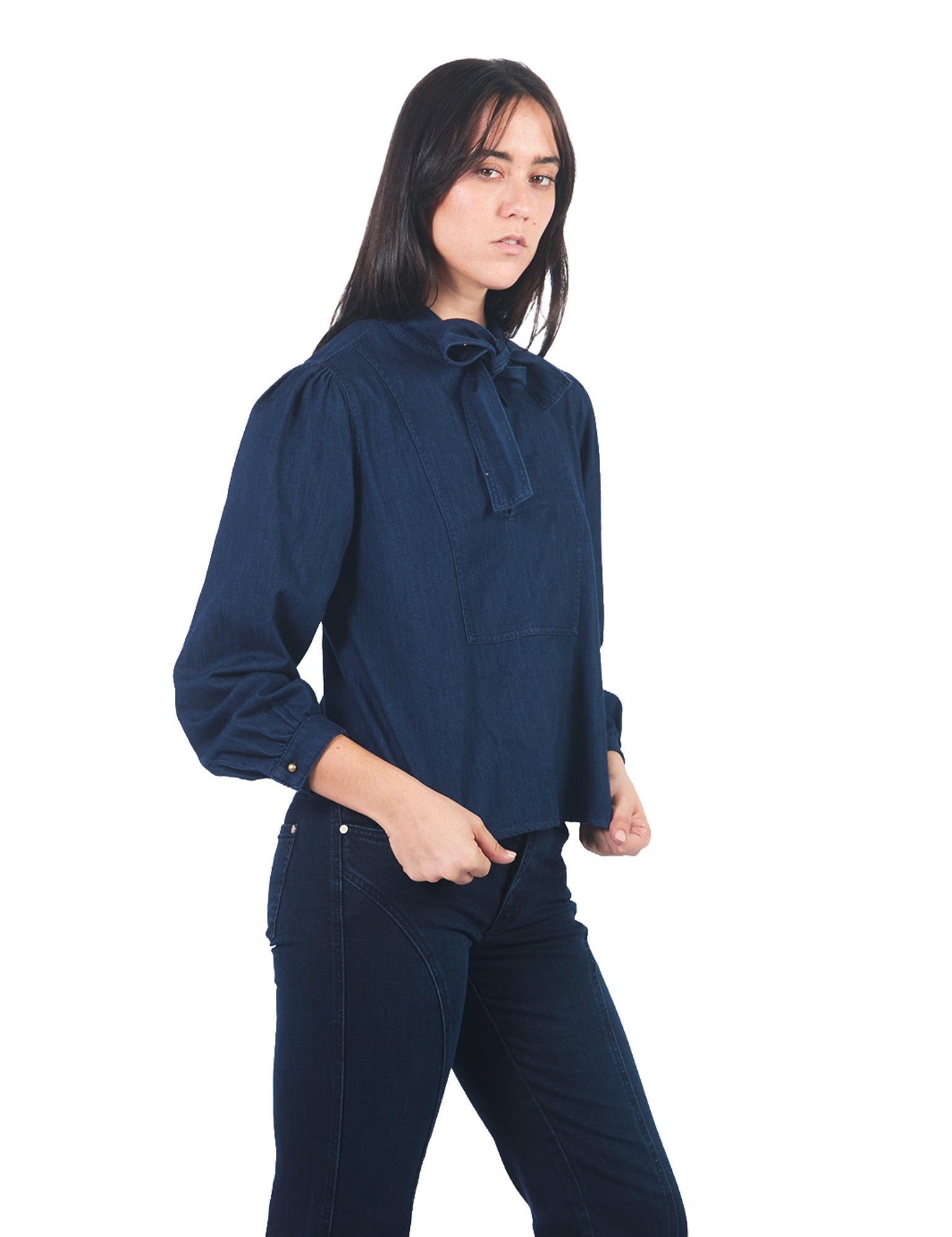 Blusa Manga Larga De Denim Con Lazo